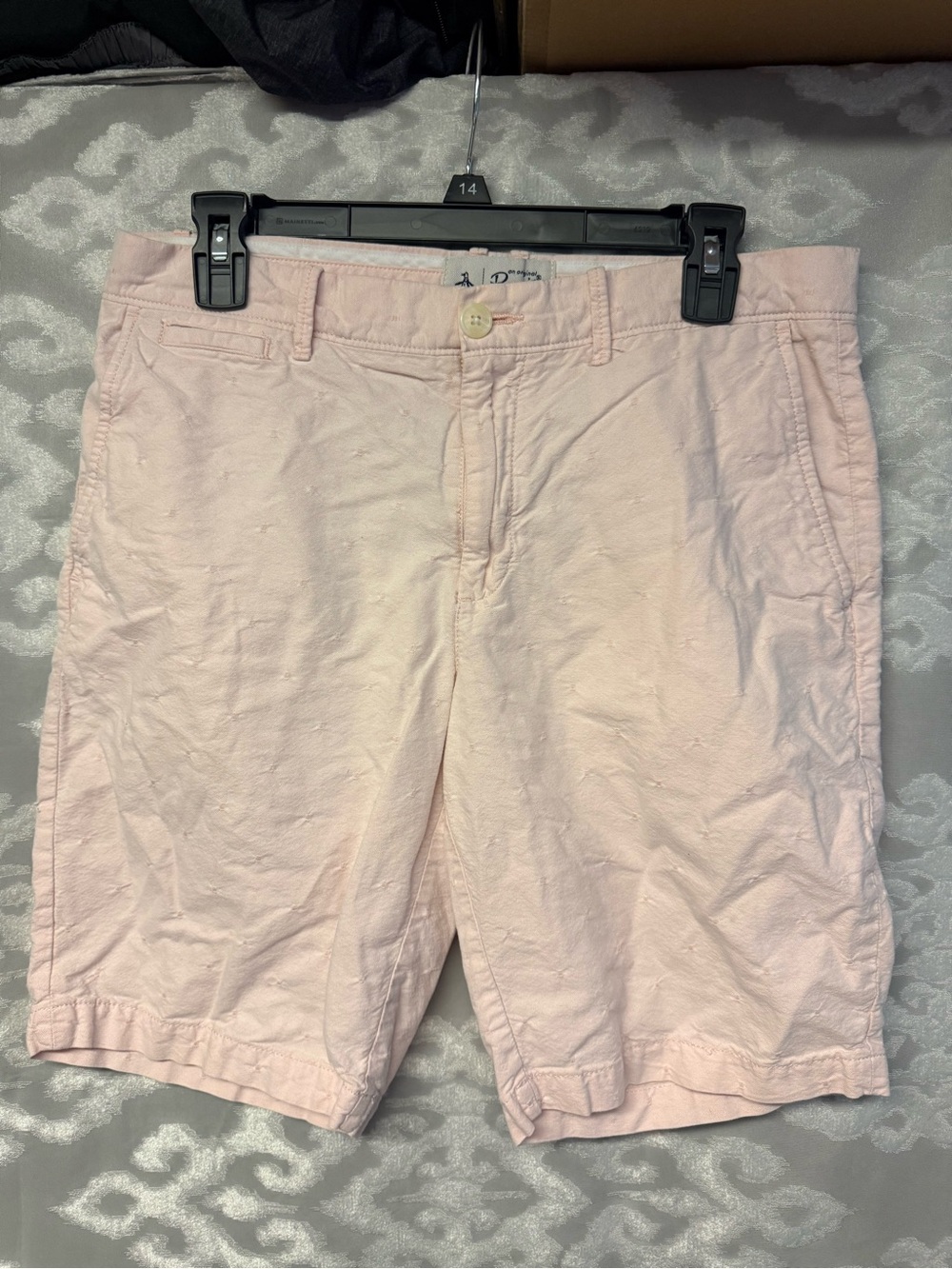 Light Pink Flat-Front Men's Shorts — Classic Summer Staple
